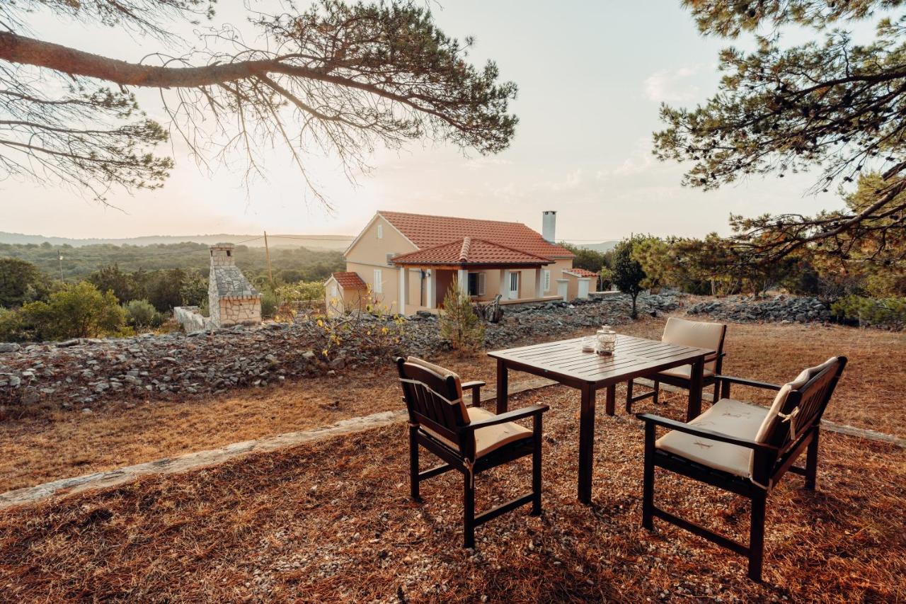 Guest House Sakarun فيلي رات المظهر الخارجي الصورة